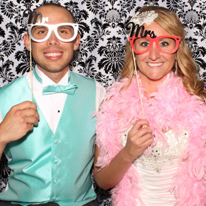 Wedding Photo Booth | Pittsburgh Photo Booth | Wenning Entertainment